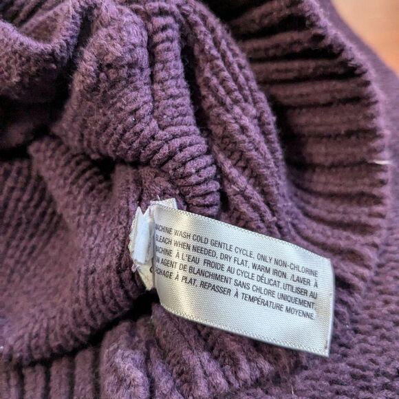 Old Navy Women’s Dark Purple Button Down Heavy Knit Cardigan Med. - Picture 6 of 11